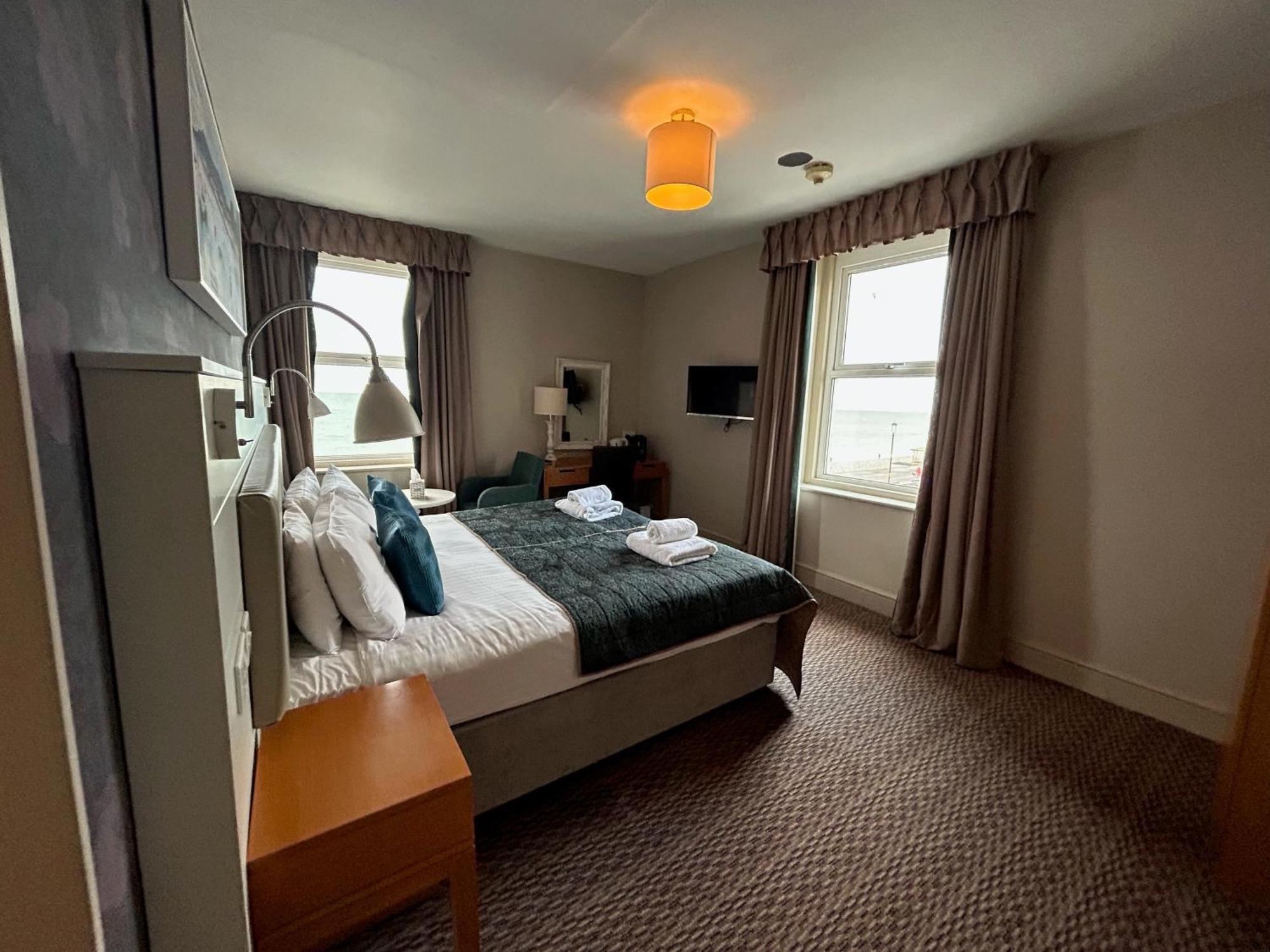 The Seafront Hotel By Compass Hospitality Llandudno Ngoại thất bức ảnh