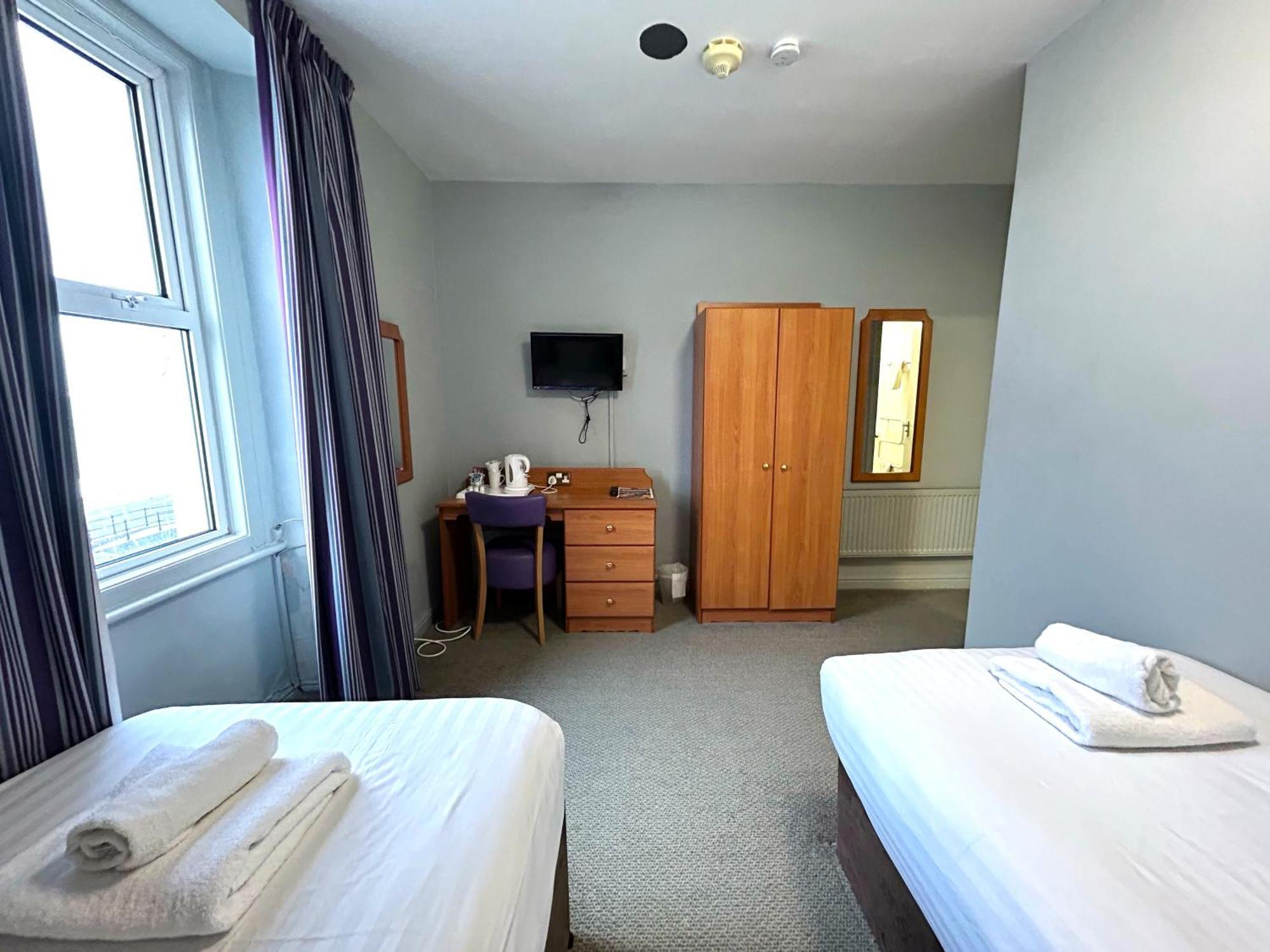 The Seafront Hotel By Compass Hospitality Llandudno Ngoại thất bức ảnh