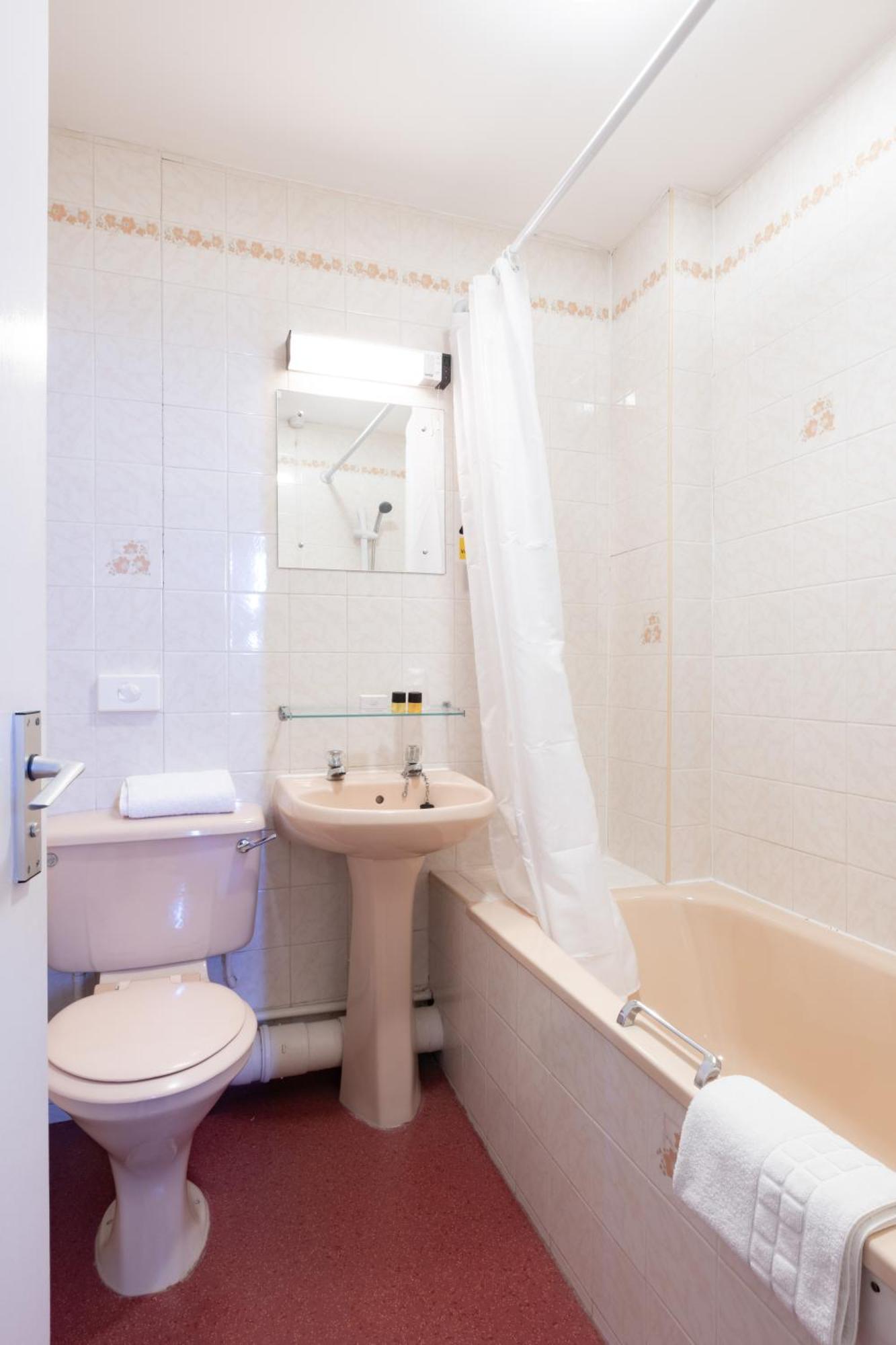 The Seafront Hotel By Compass Hospitality Llandudno Ngoại thất bức ảnh