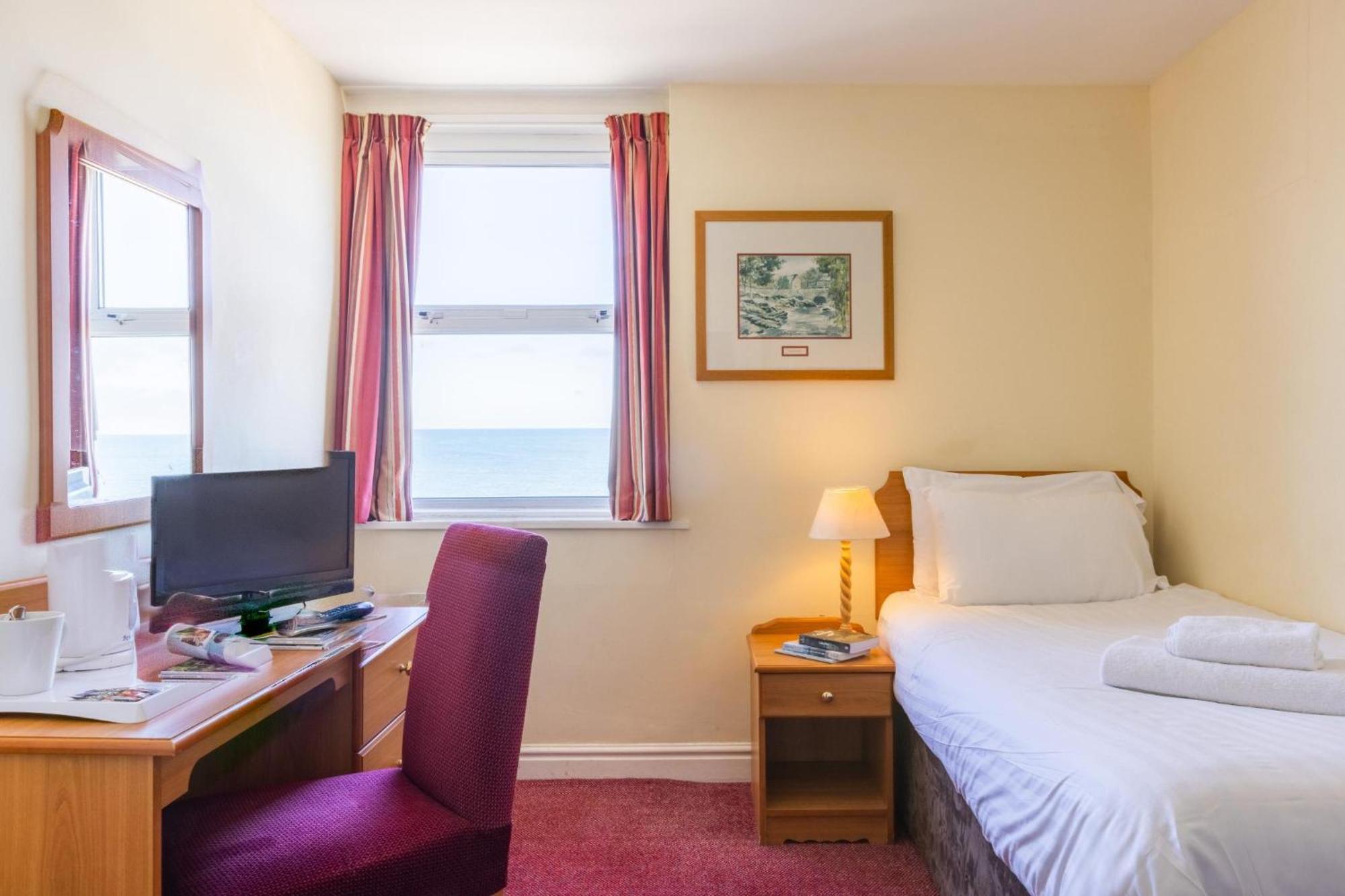 The Seafront Hotel By Compass Hospitality Llandudno Ngoại thất bức ảnh